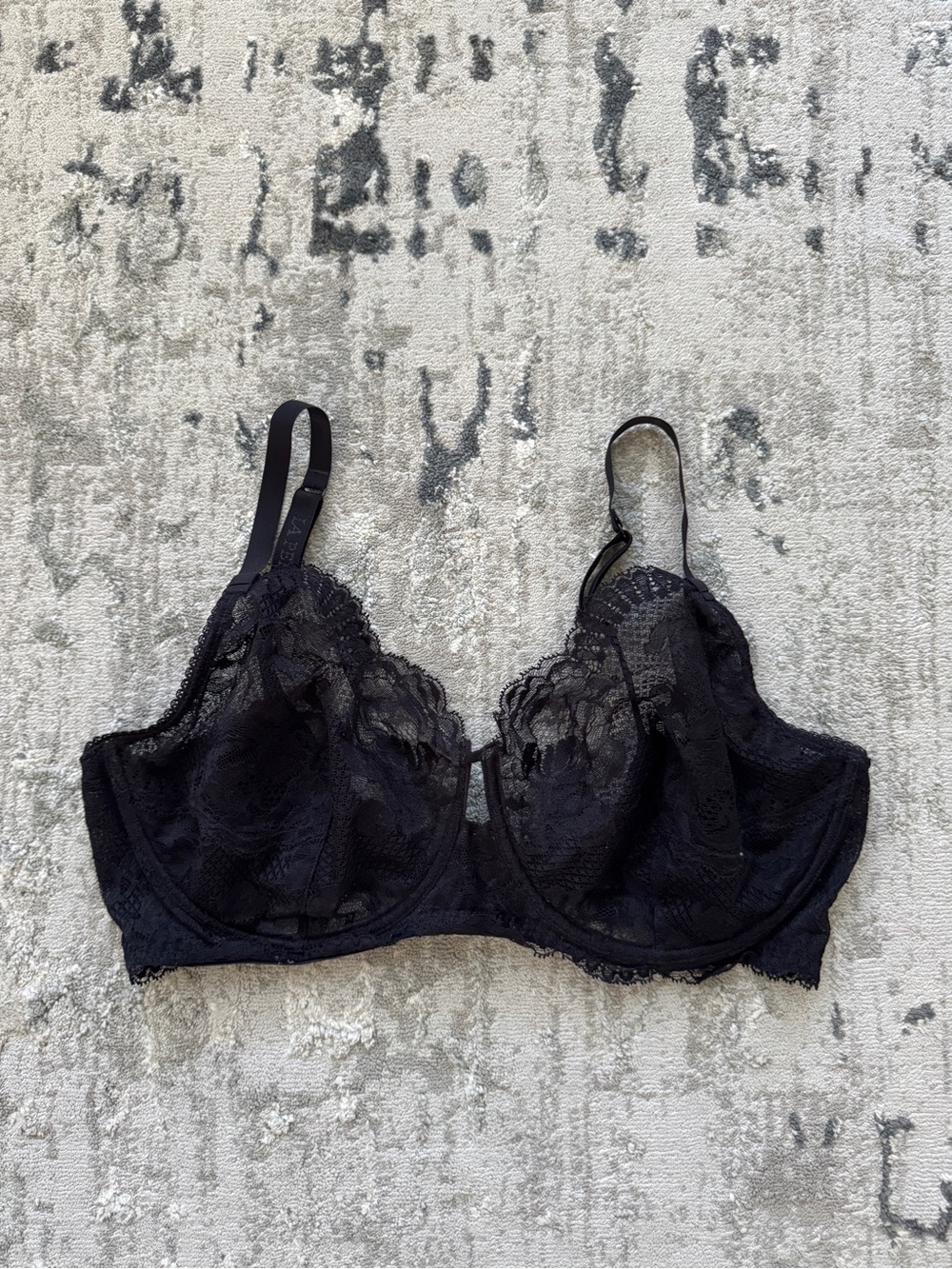 NWOT Lace La Perla Bra 38D